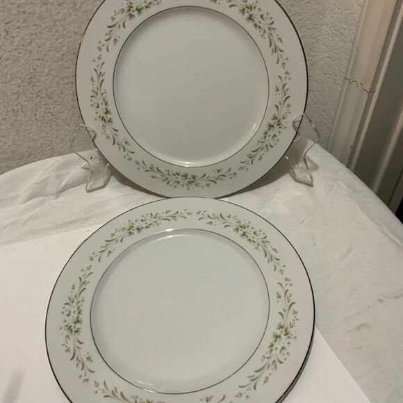 Four Crown China Claridge #317 Dinner Plates 10.5” Set of 2 K1 - Picture 4 of 6